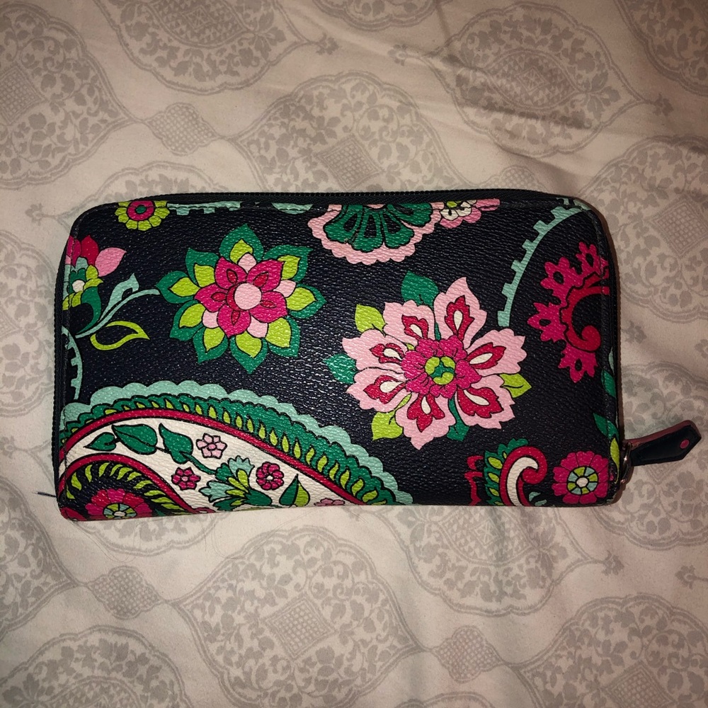 Vera Bradley Wallet large